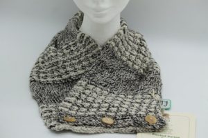 Stretched Rib Lace Button Scarf