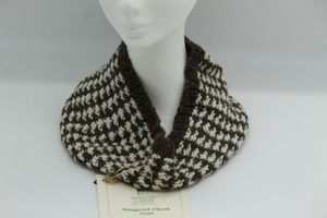 Staggered Check Cowl